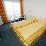 Bueel 3*