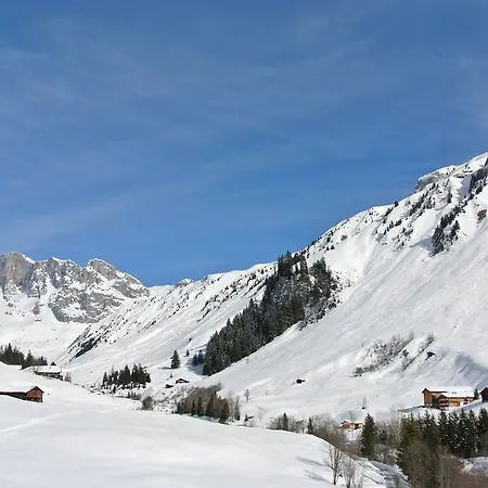 Отель Bueel Санкт-Антёниен